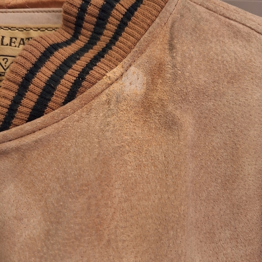 Guess Vintage Suede Native Jacket Size Medium - Picture 4 of 10